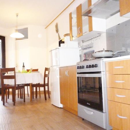 Apartment Irene Pula Exterior photo