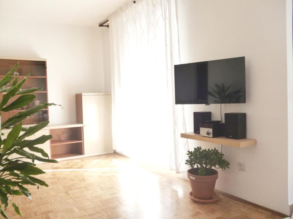 Apartment Irene Pula Exterior photo